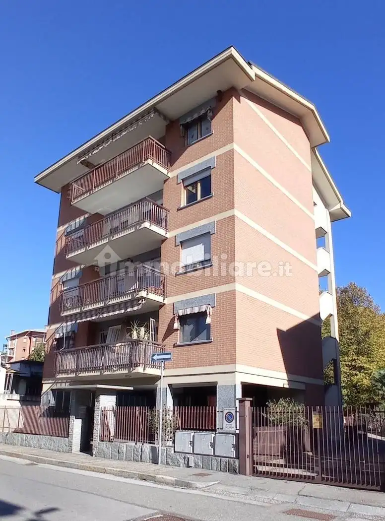 Quadrilocale via Bolzano 21, Regina Margherita, Collegno - foto 2