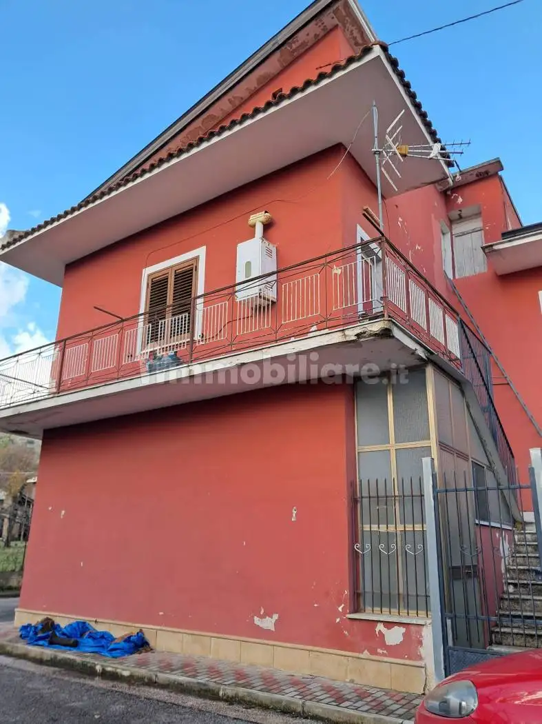 Terratetto unifamiliare via Casale di Sopra, Airola - foto 3