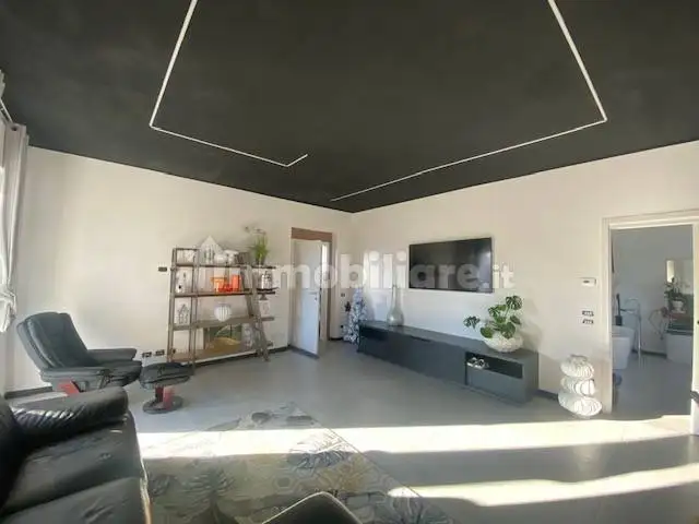 Villa unifamiliare, ottimo stato, 300 m², Cadorago - foto 3