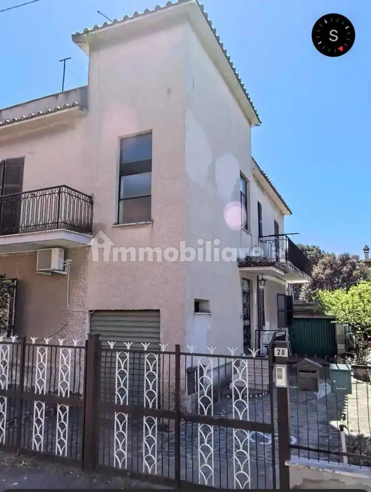 Trilocale via Alessandria 30, Pavona, Albano Laziale - foto 2