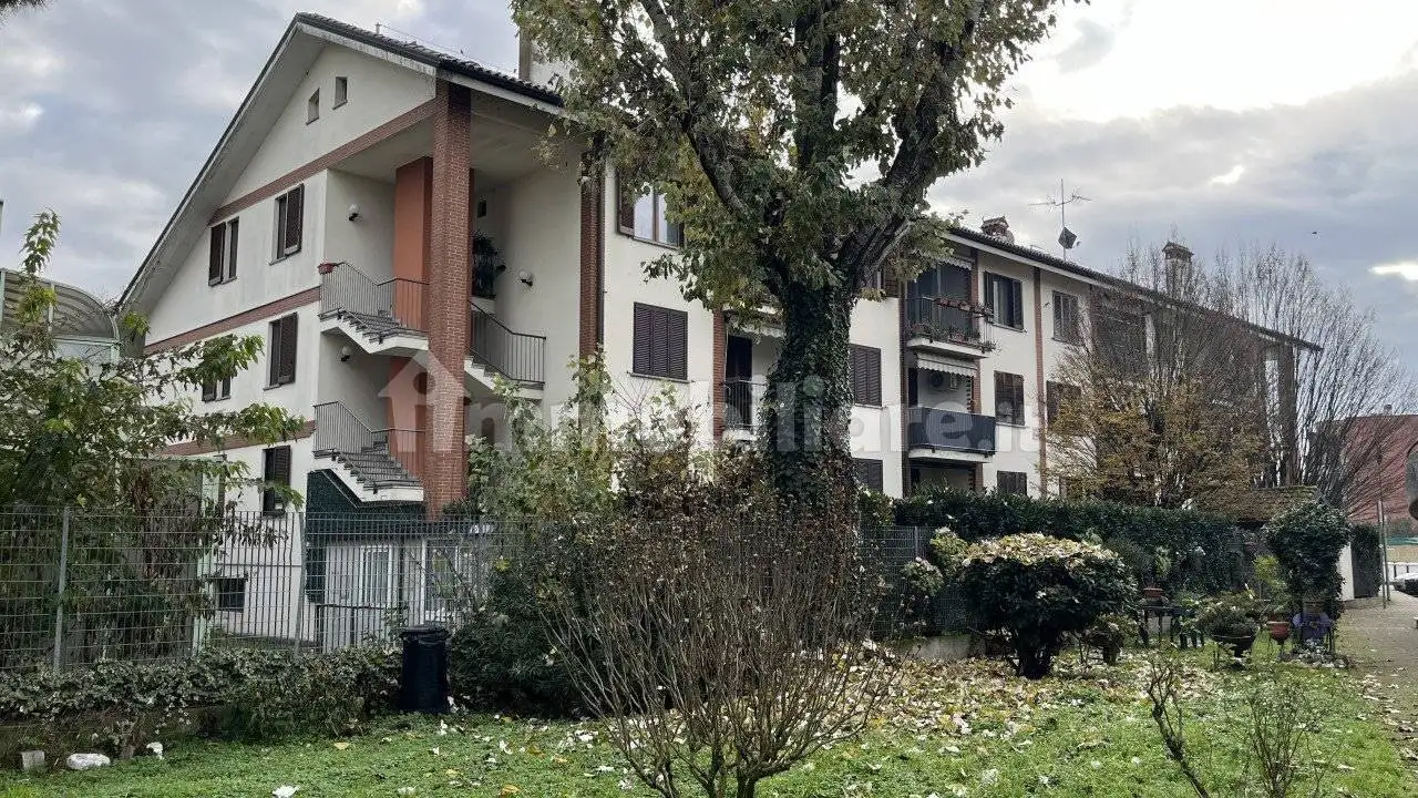 Appartamento in vendita a Rozzano