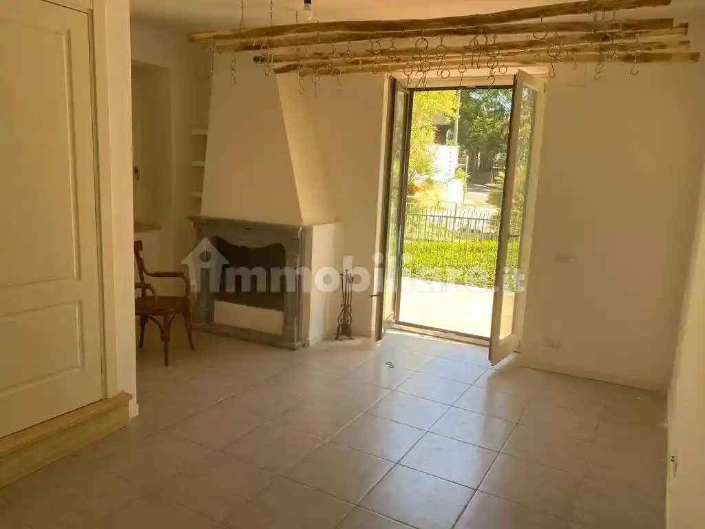 Bilocale via Salvatore Calenda 149, Carmine Alto, Salerno - foto 2