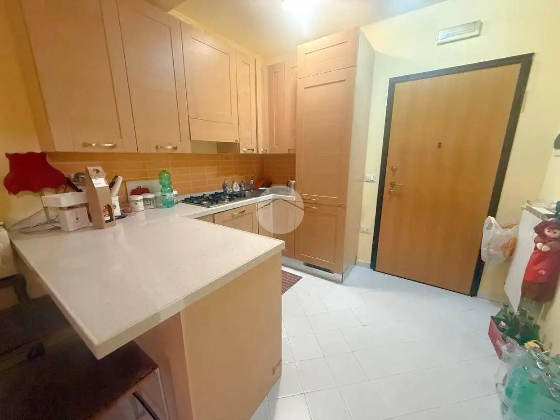 Bilocale piazza Sebastiano Vetrano 1, Tredici, Caserta - foto 3