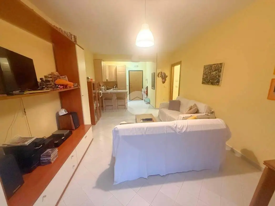 Bilocale piazza Sebastiano Vetrano 1, Tredici, Caserta - foto 4