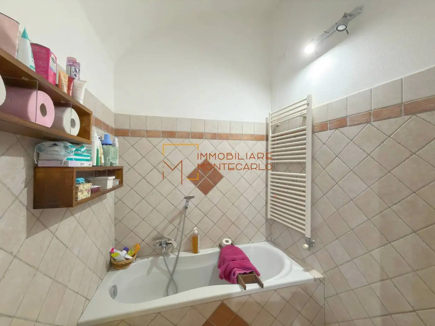 Bilocale via di Mezzo 22, Centro Storico, Sant'Ampelio, Bordighera - foto 4