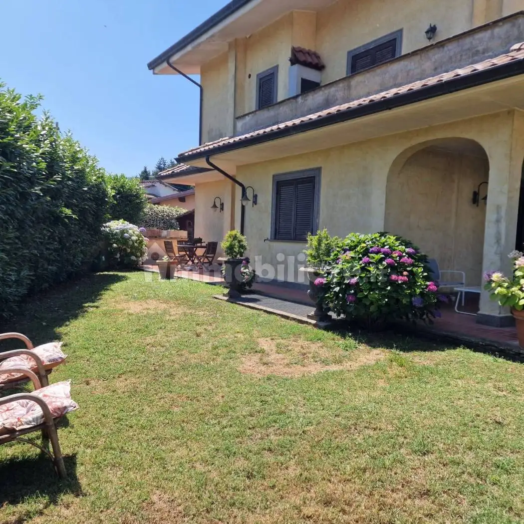 Appartamento in vendita a Rocca di Papa