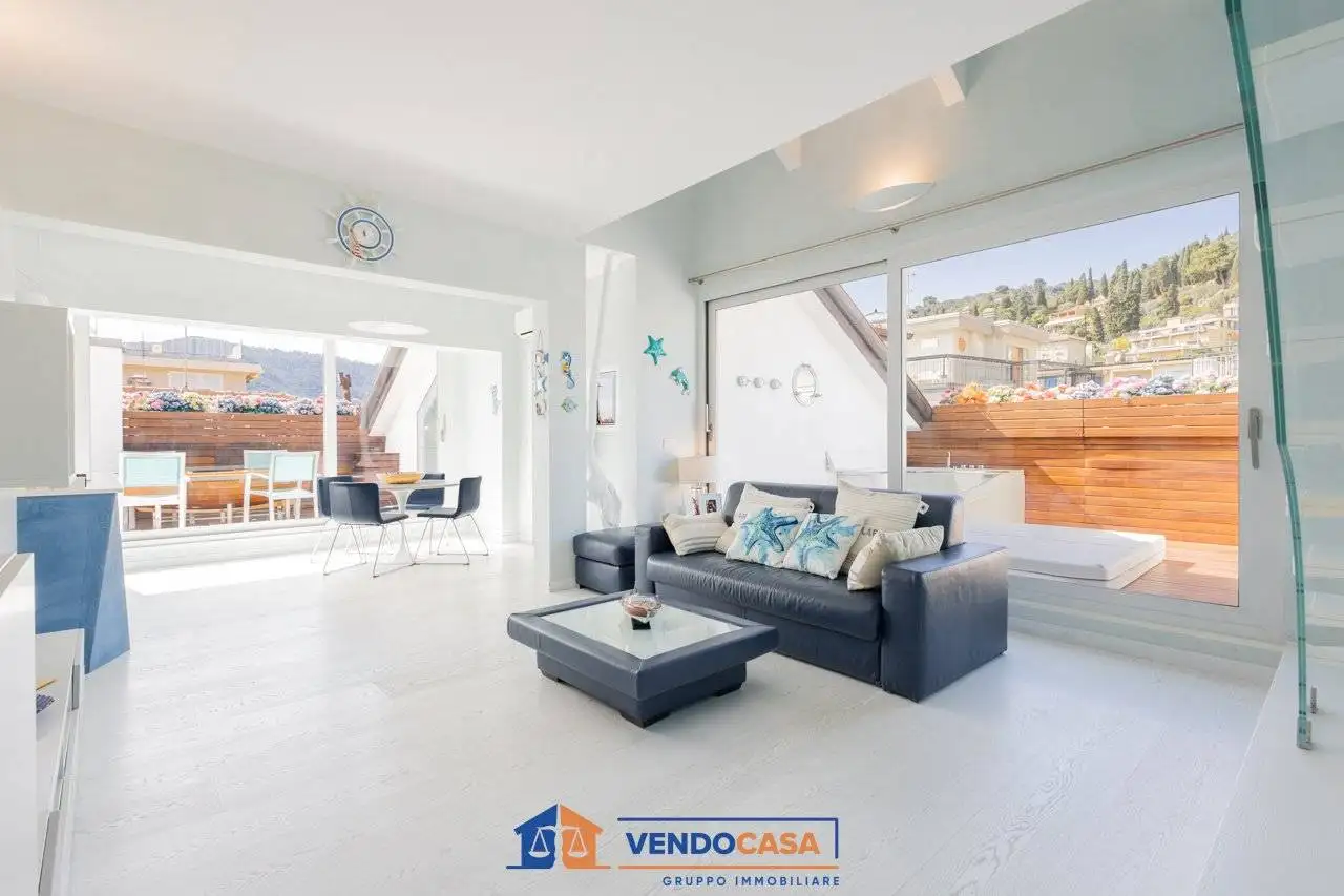 Appartamento in vendita a Alassio