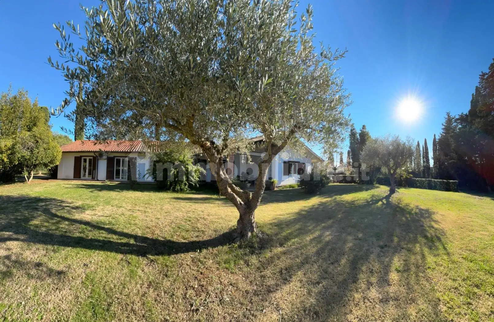 Villa in vendita a Latina