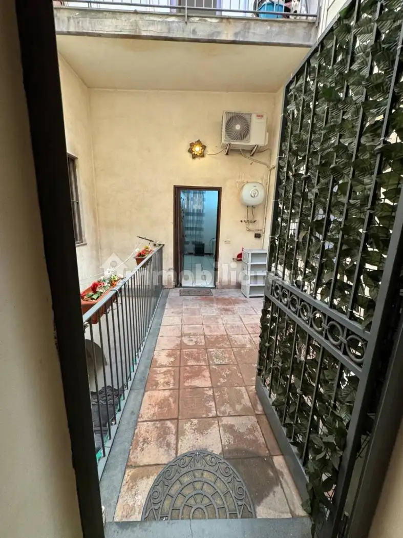 Bilocale via Santissima Trinità 64, Centro Storico, Catania - foto 2