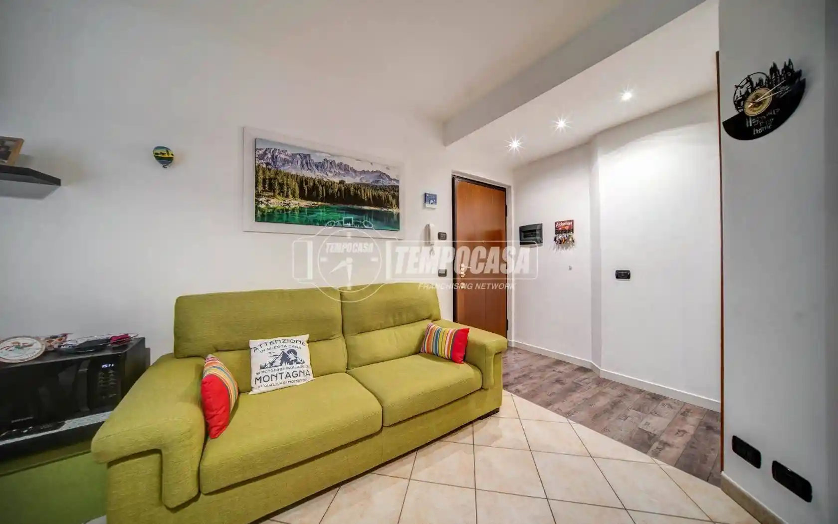 Bilocale via Fratelli Cervi 5, Centro, Carnago - foto 3