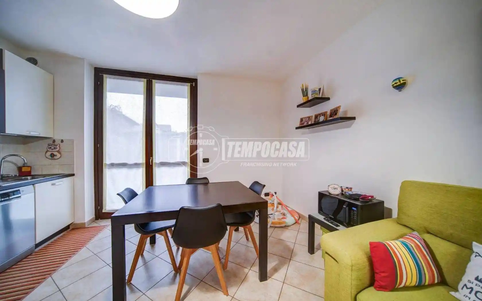 Bilocale via Fratelli Cervi 5, Centro, Carnago - foto 4