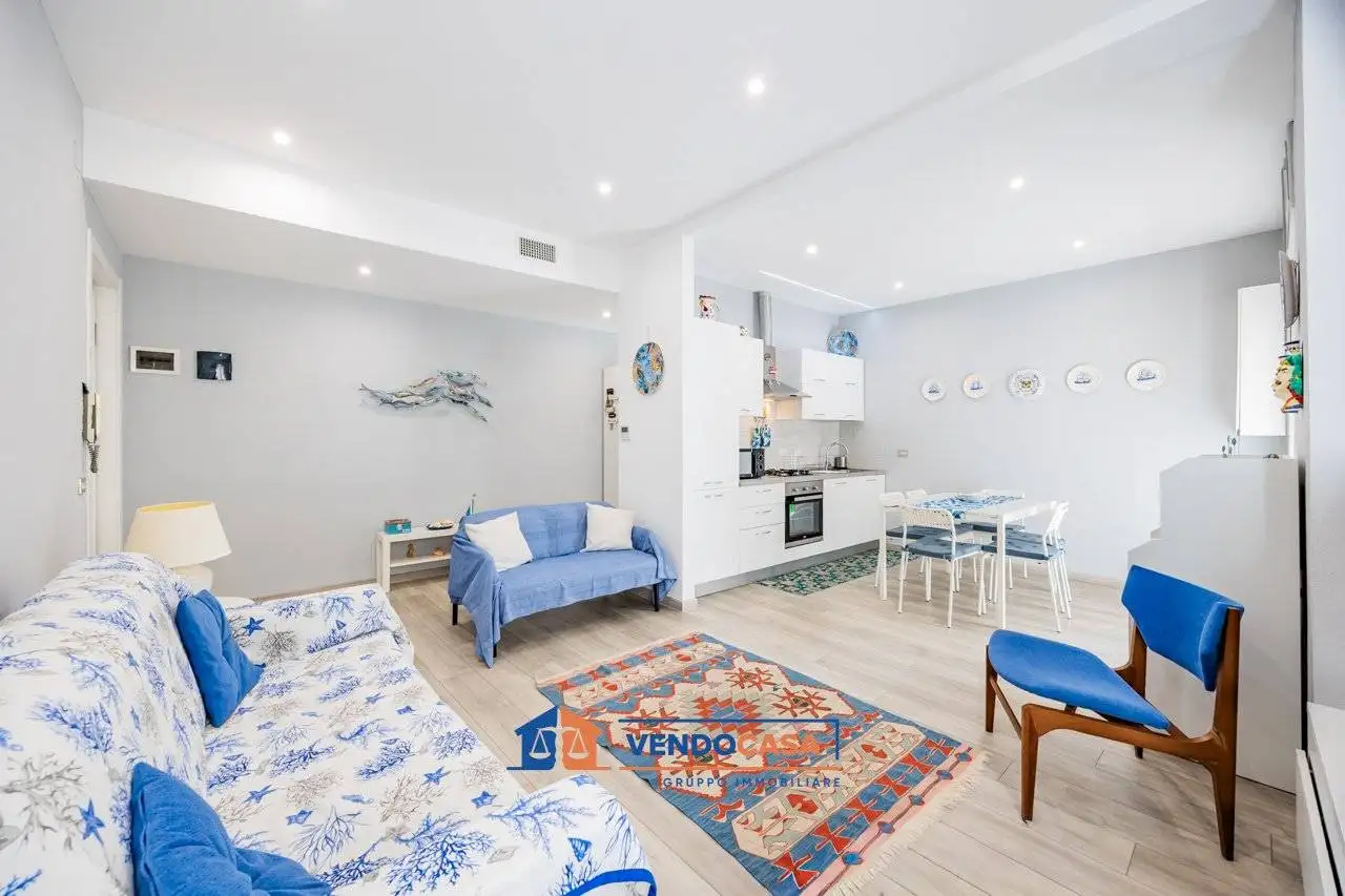 Appartamento in vendita a Noli