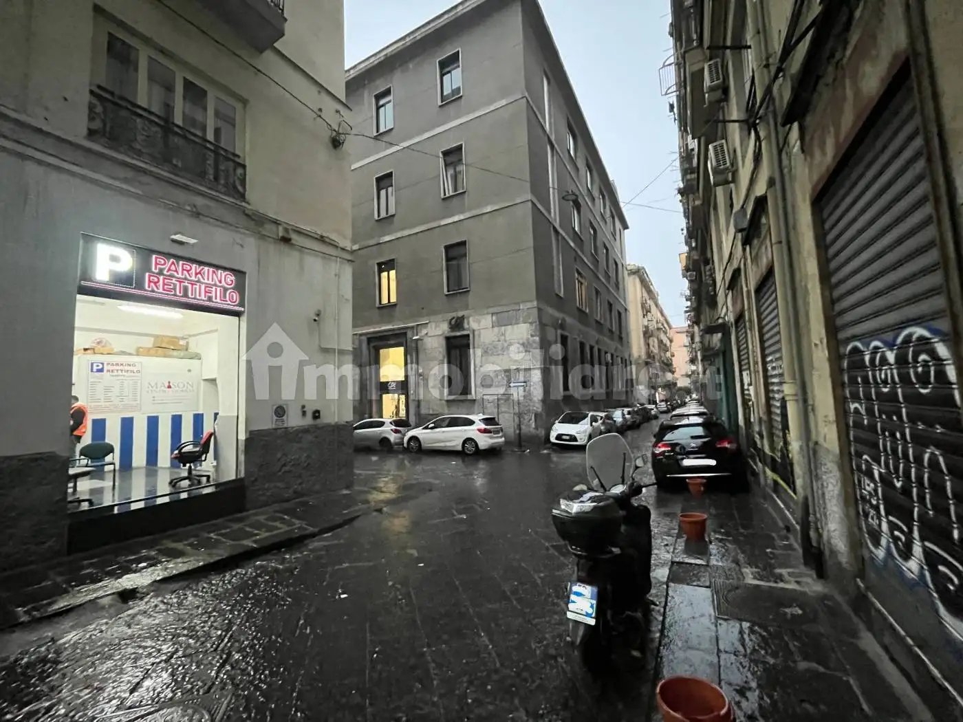 Palazzo - Edificio in vendita a Napoli