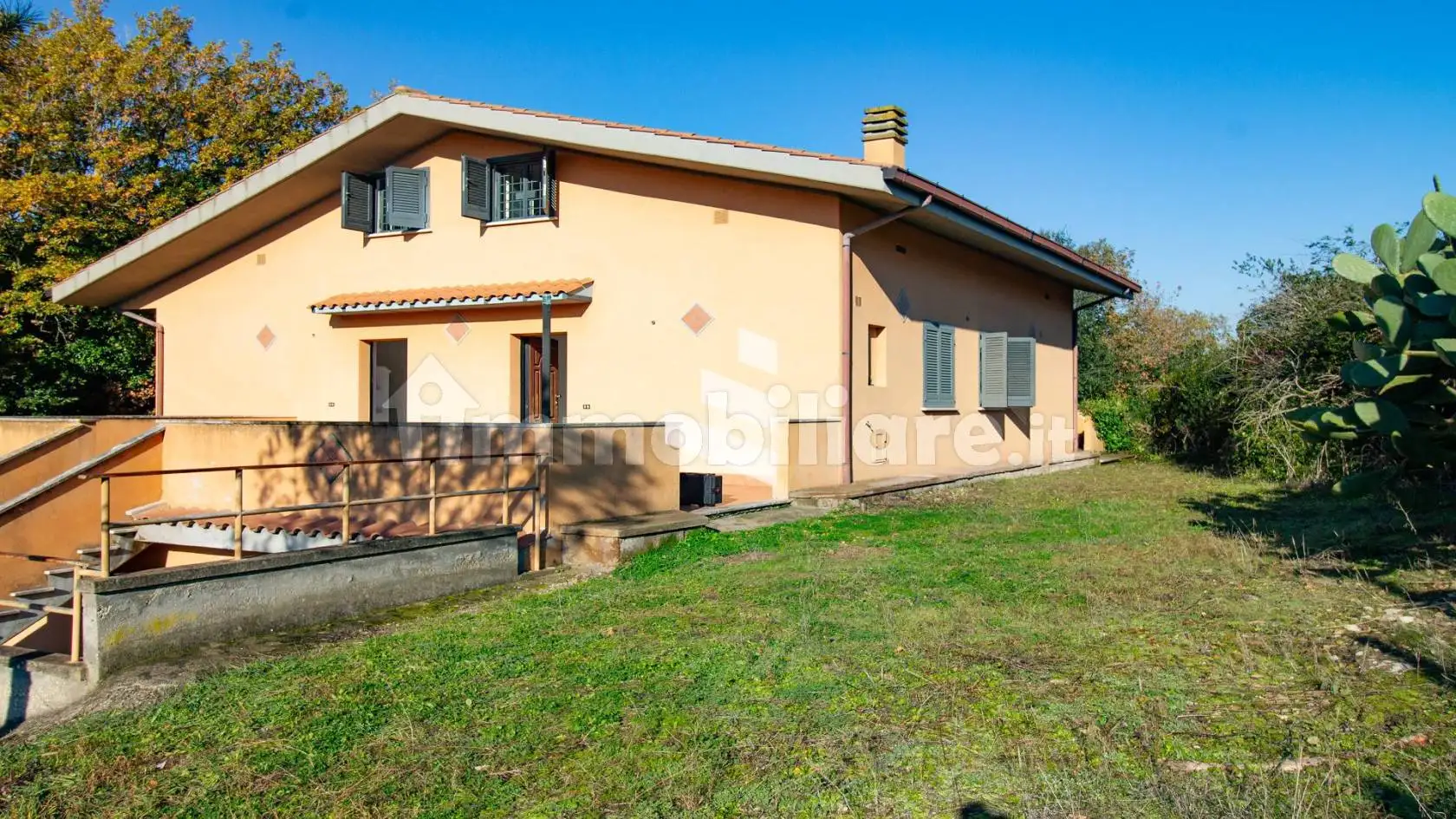 Villa in vendita a Aprilia