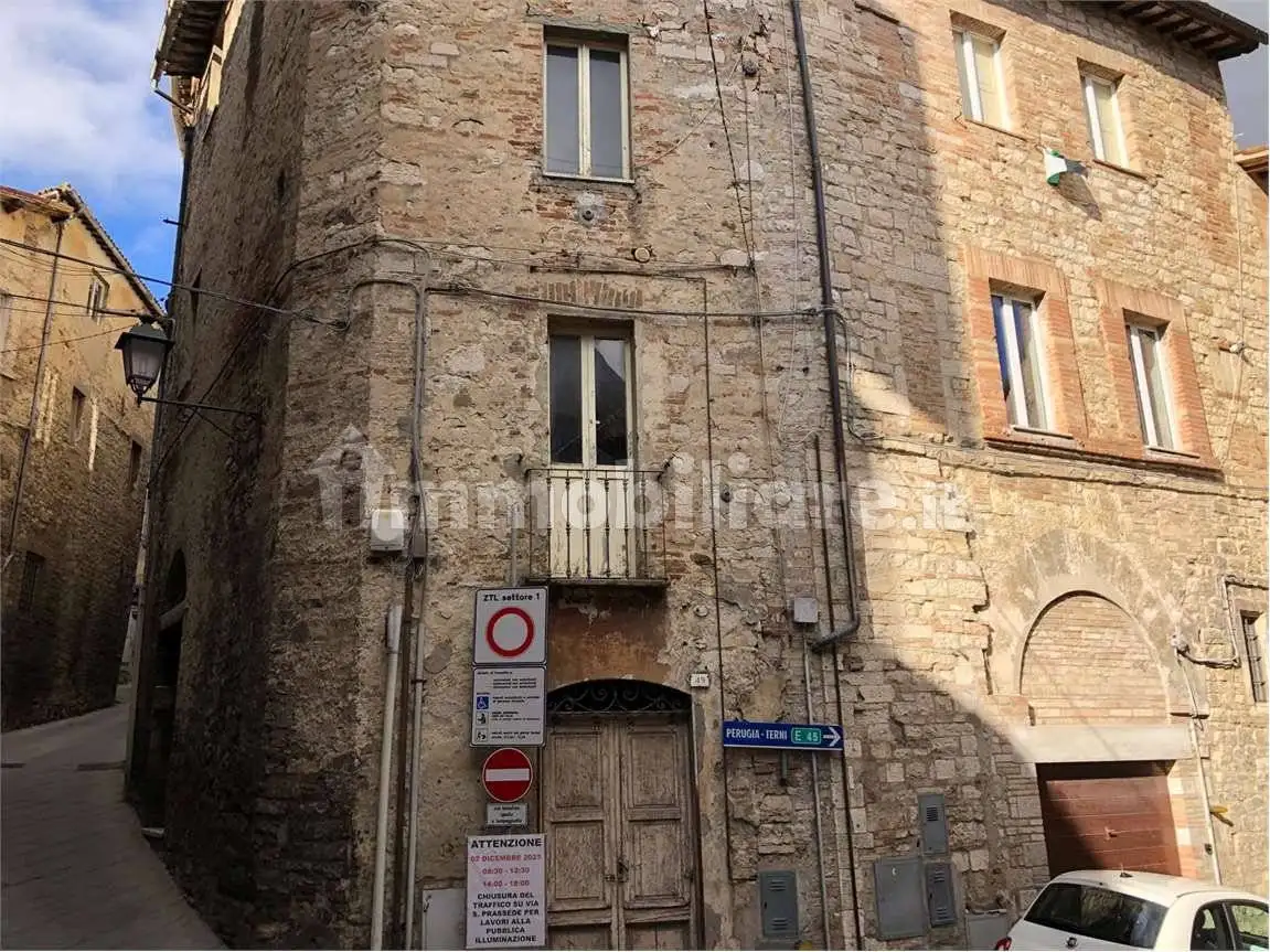 Appartamento in vendita a Todi