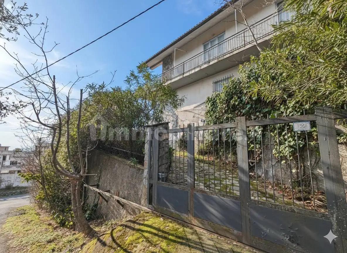 Villa in vendita a Alassio