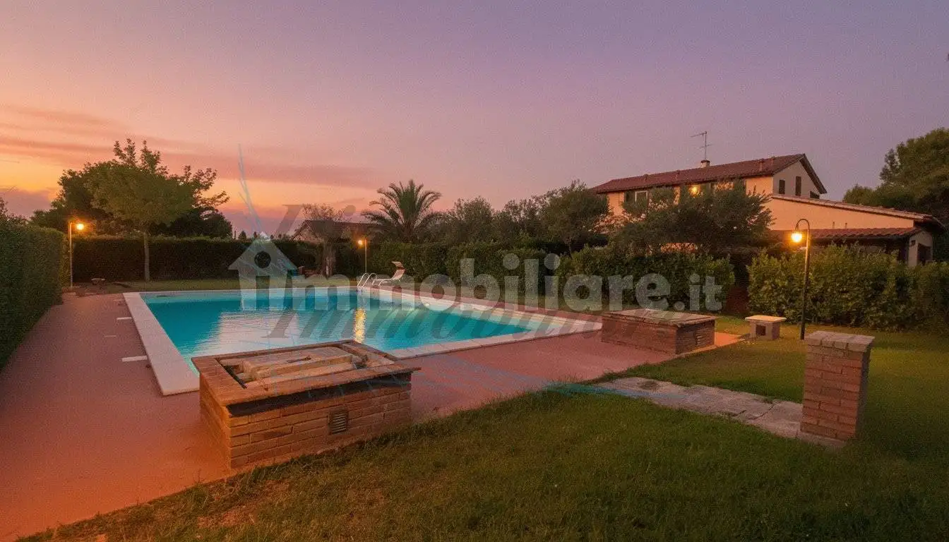 Appartamento in vendita a Cecina