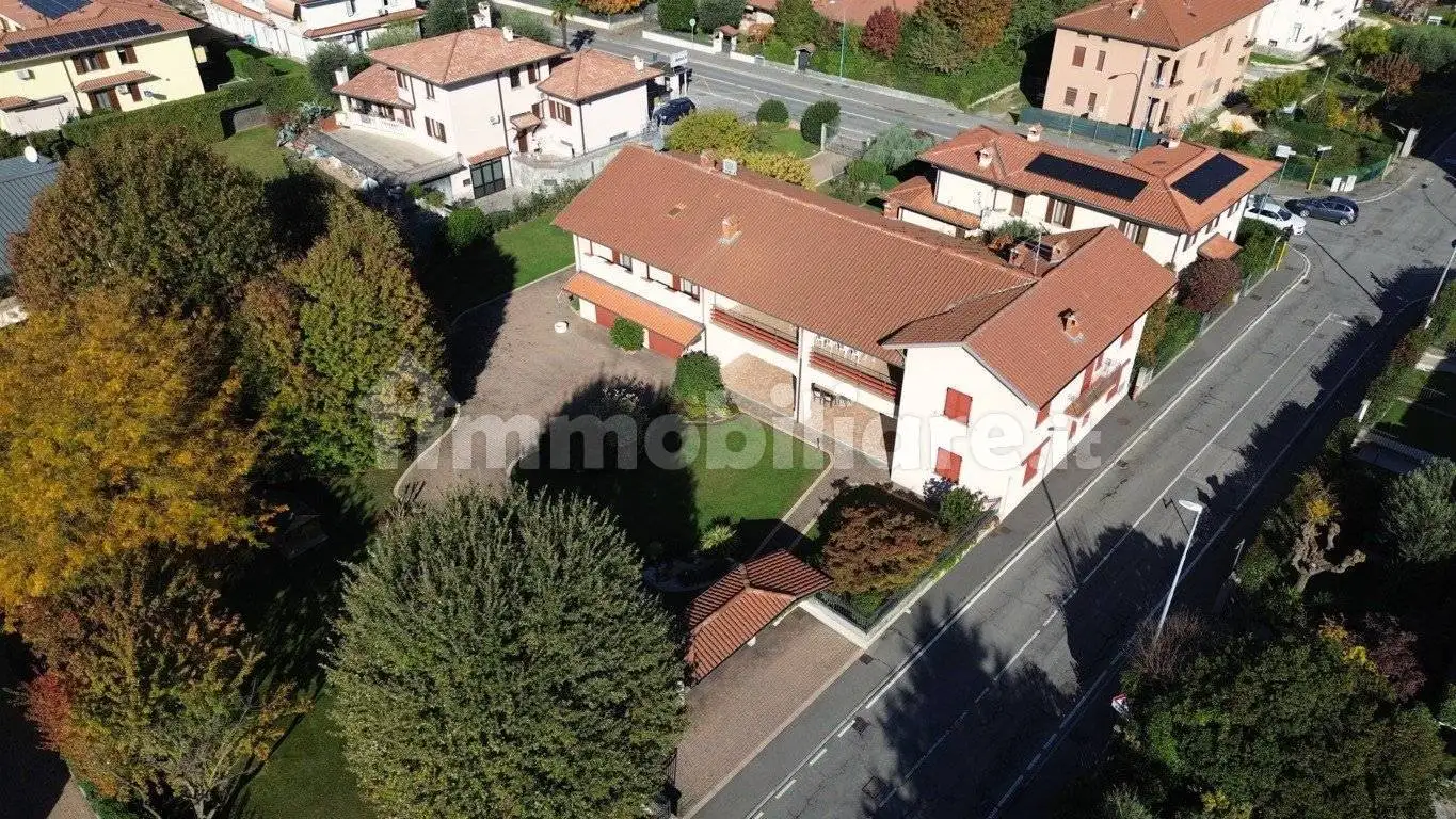 Rustico - Casale in vendita a Cologne