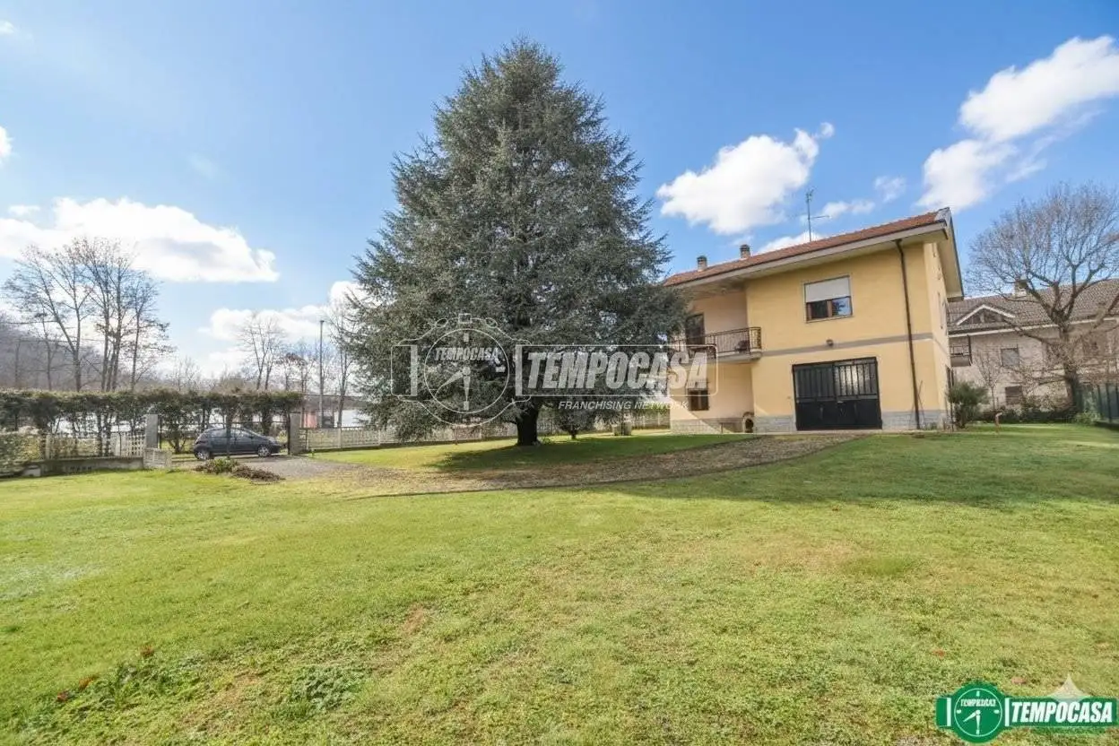 Villa in vendita a Front