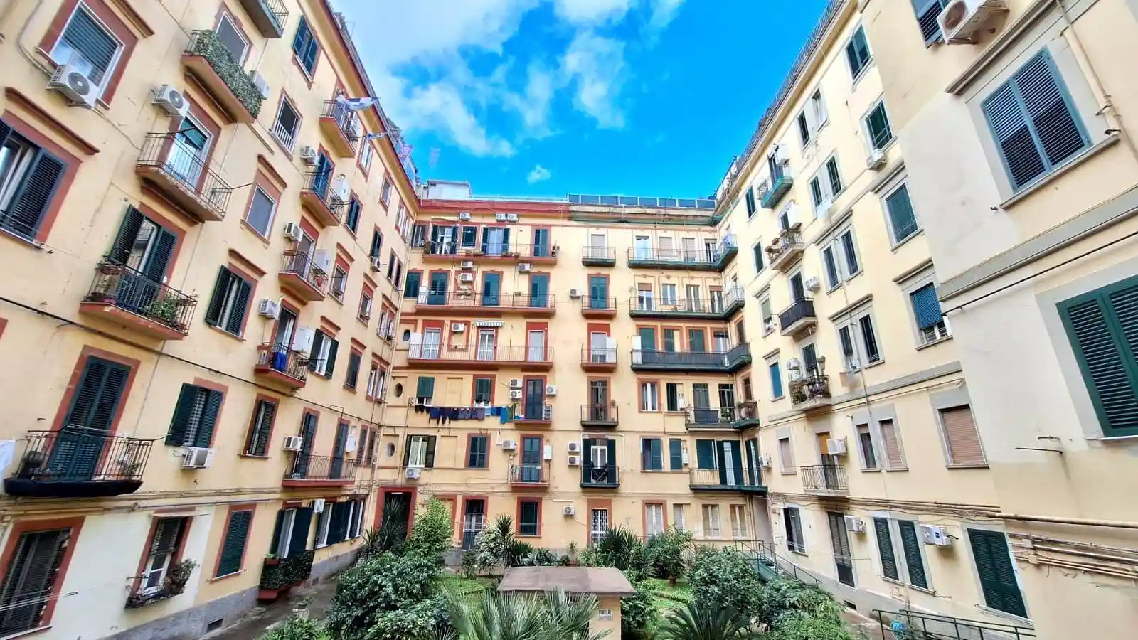 Trilocale via Benedetto De Falco, Stella - Materdei, Napoli - foto 2