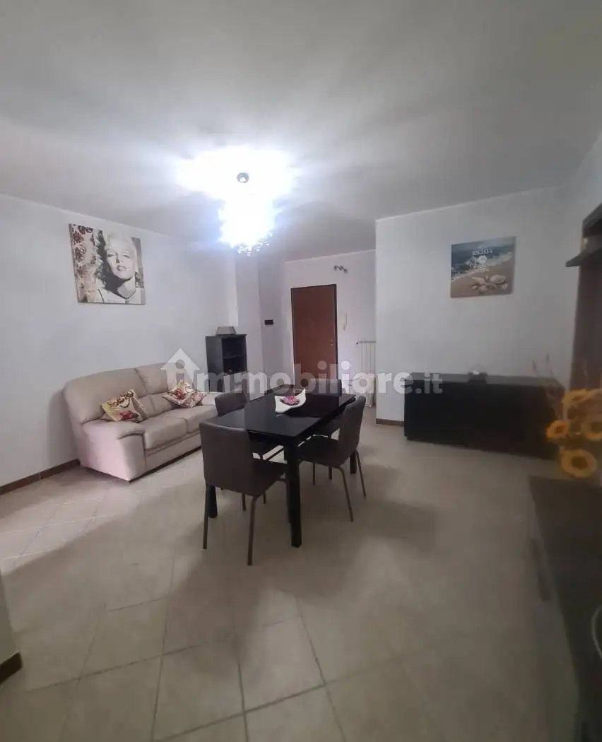 Appartamento in affitto a Pomezia