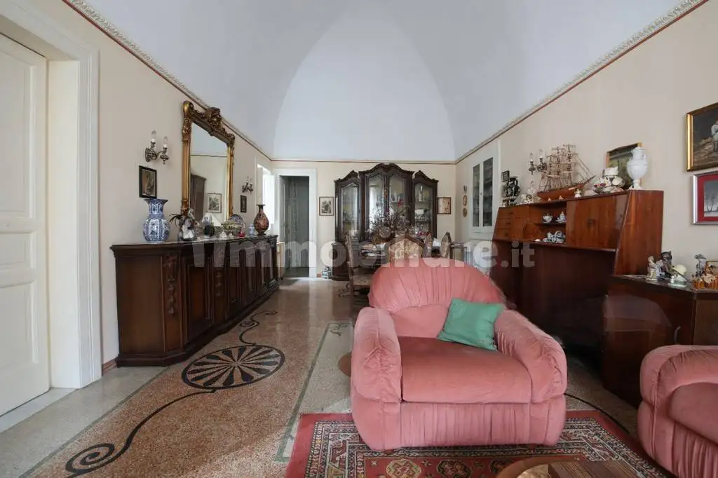 Palazzo - Edificio in Vendita - foto 2