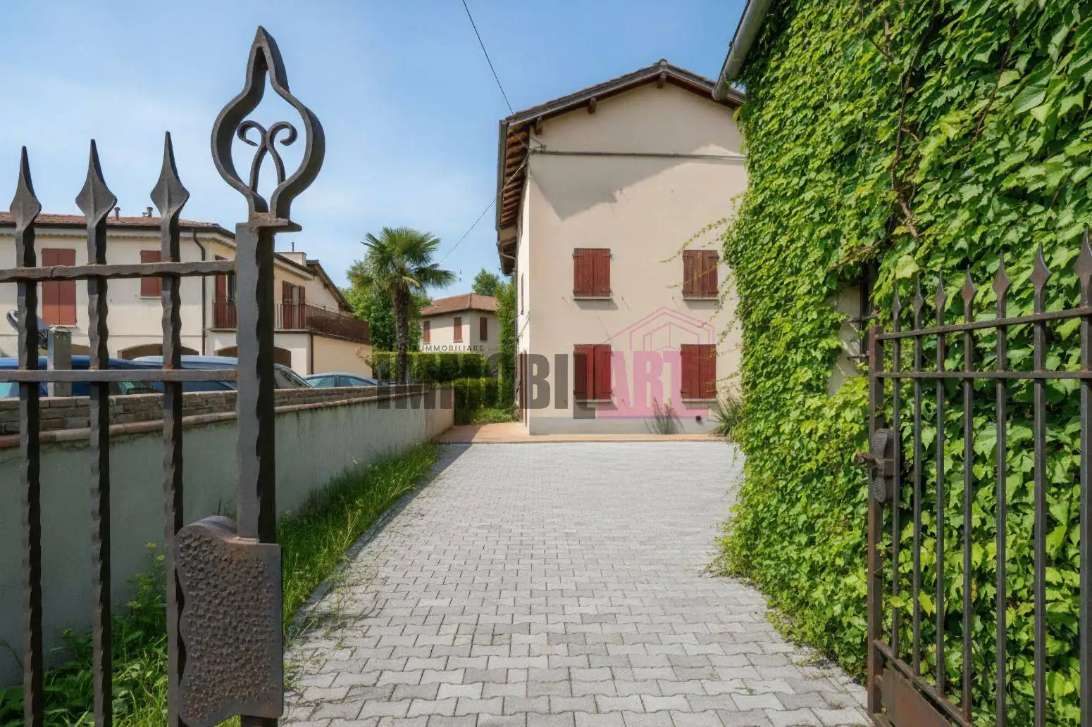 Villa in vendita a Bibbiano