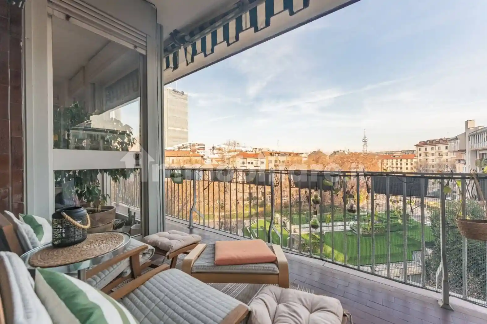 Quadrilocale via Tiziano 19, Pagano, Milano - foto 2