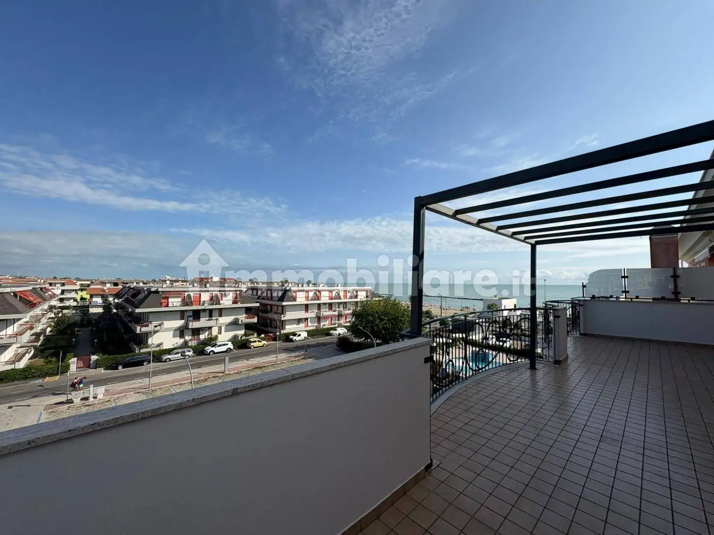 Trilocale via Sergio Turone, Centro, Martinsicuro - foto 2