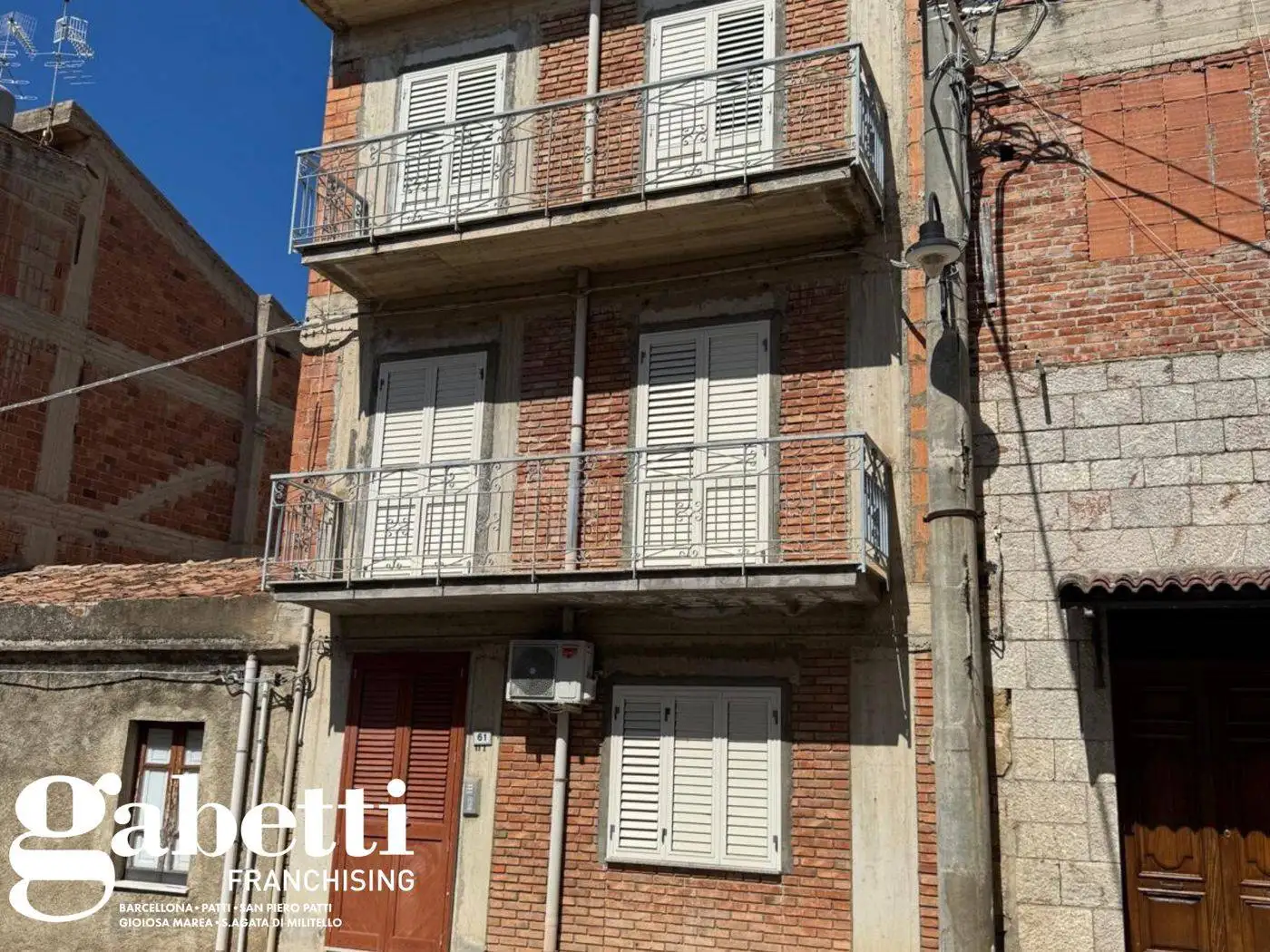 Palazzo - Edificio in vendita a Acquedolci