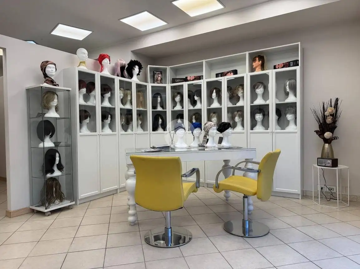 Monolocale Locale Commerciale via Strinella 6, Duomo - Fontana Luminosa, L'Aquila - foto 4