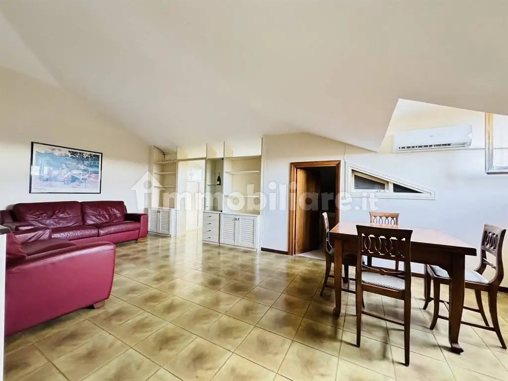 Trilocale via Trilussa 123, Centro, Albano Laziale - foto 3