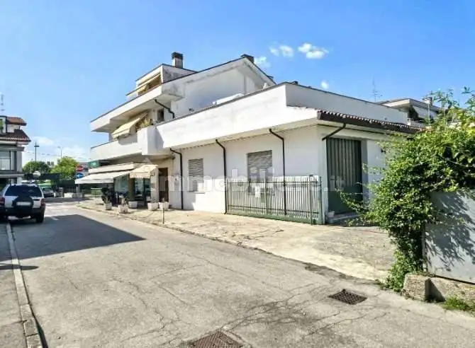 Casa indipendente in asta a Abano Terme