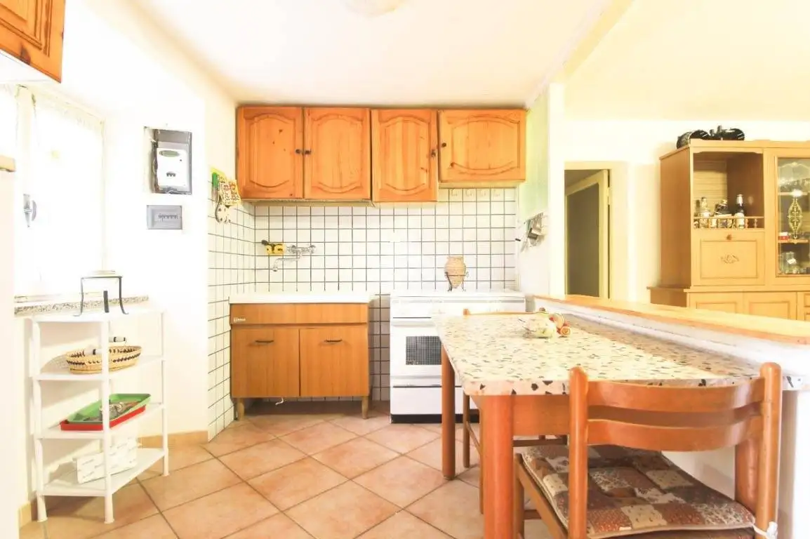 Quadrilocale via giuseppe mazzini 52, Centro, Caprarola - foto 2