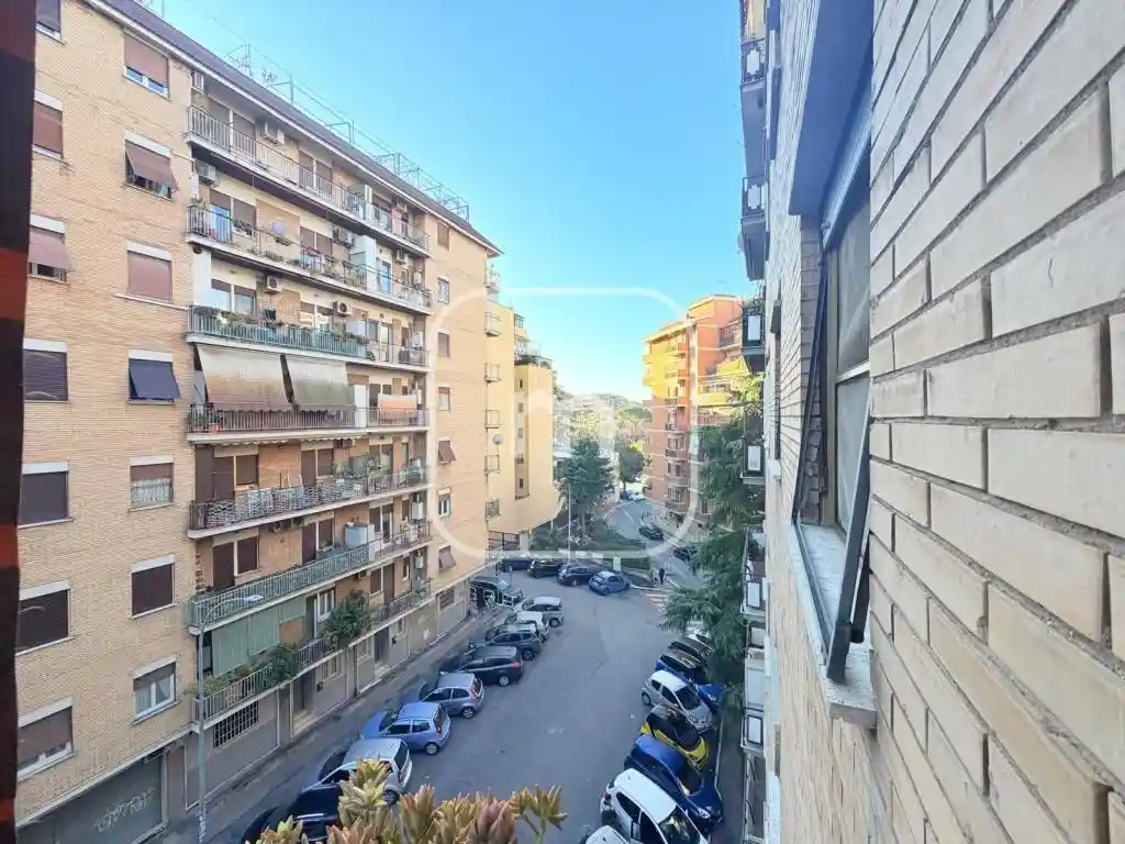 Trilocale via Cornelio Gallo 24, Quadraro, Roma - foto 3