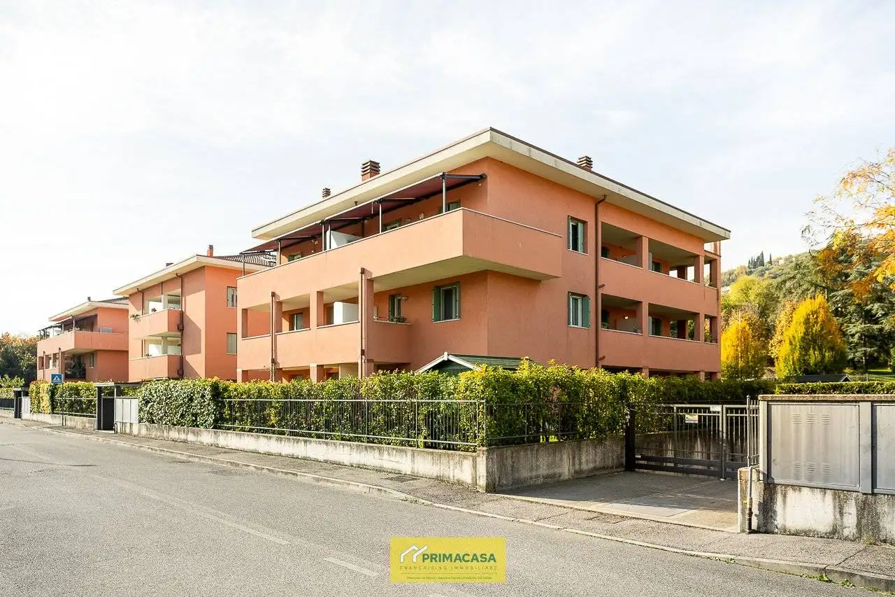 Appartamento in vendita a Verona