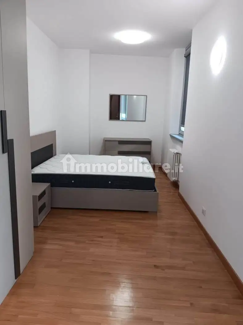 Bilocale via bizzozero 7, Centro, Varese - foto 4