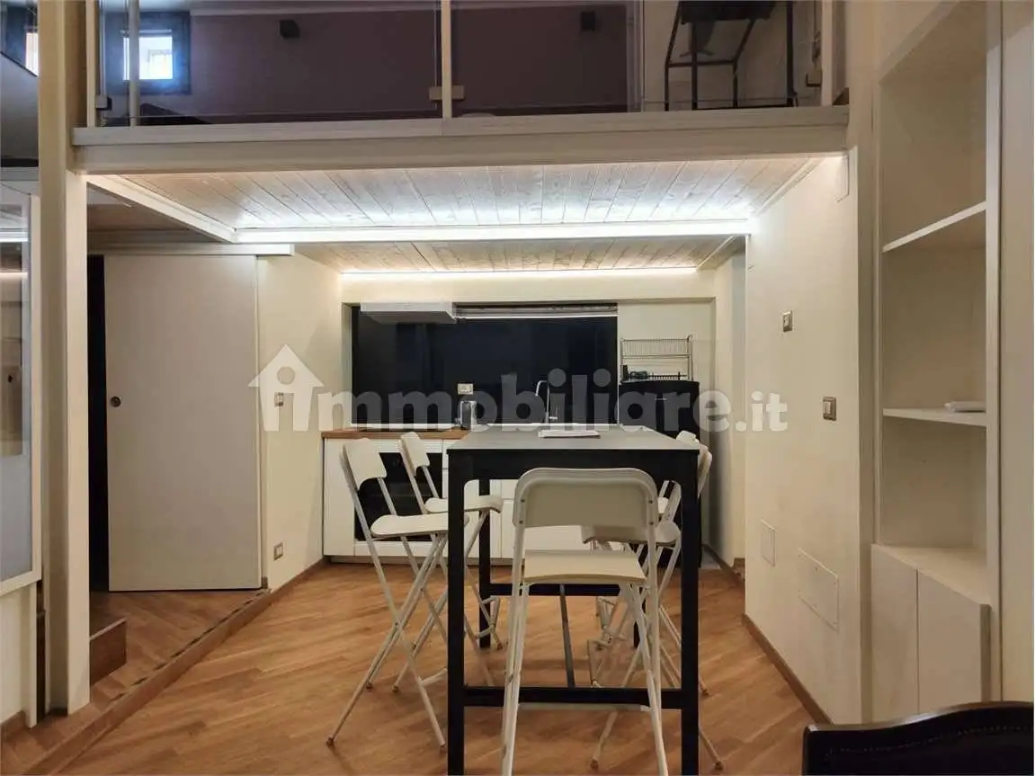 Trilocale via Crescenzio Galatola, 25, Centro Storico, Catania - foto 4