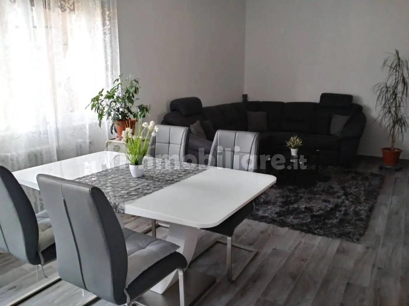 Trilocale via Luchino Visconti 32, Centro, Parabiago - foto 2