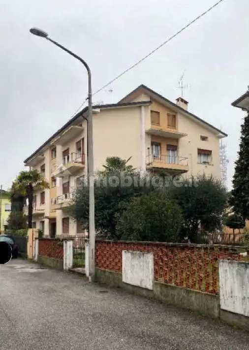 Appartamento all'asta Antonio Fantuzzi, Pordenone - foto 3