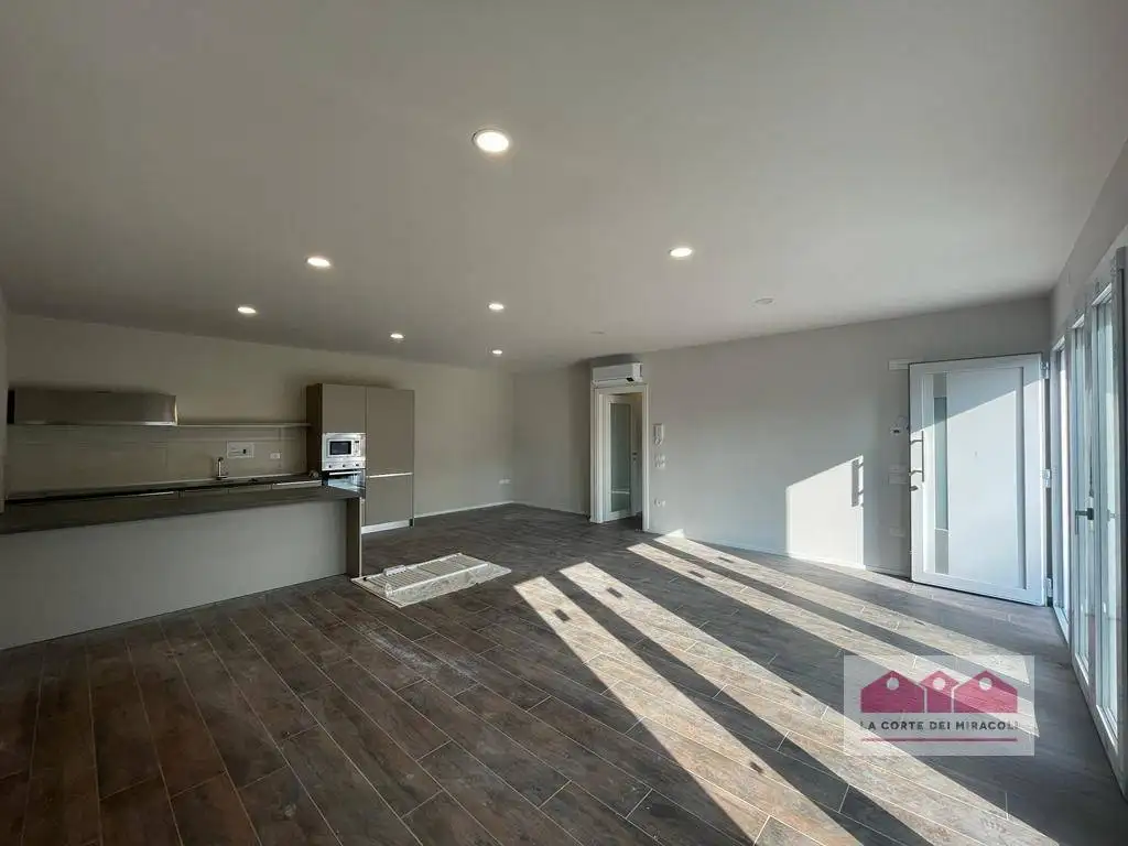 Appartamento in affitto a Monticello Conte Otto