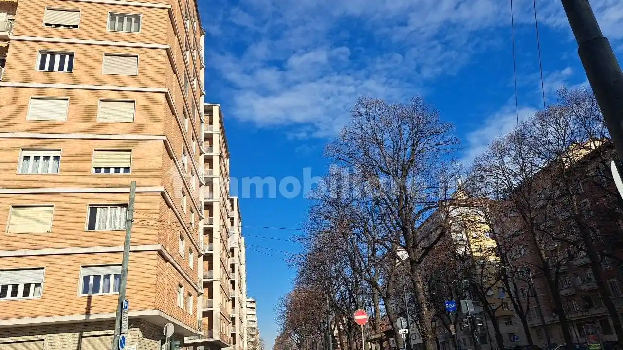 Trilocale corso Re Umberto 152, Crocetta, Torino - foto 2