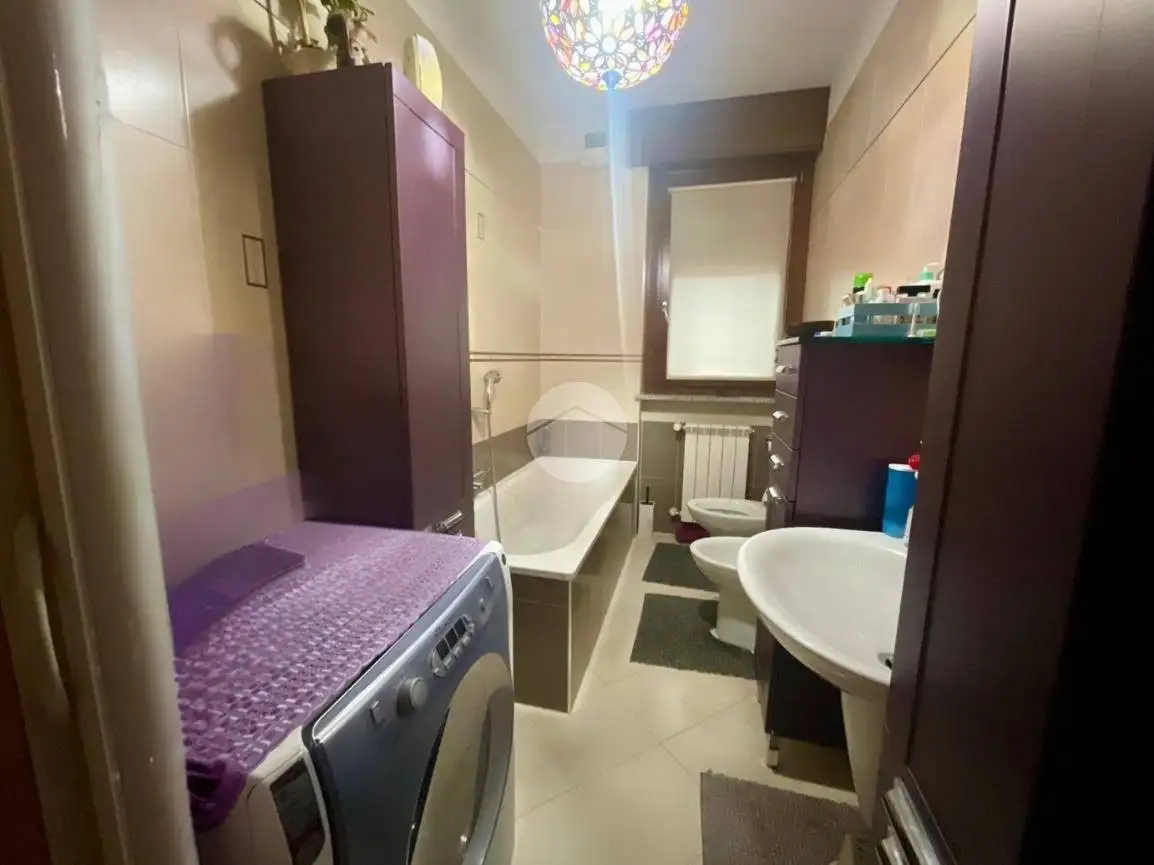 Trilocale via Giorgio Perlasca 14, Centro, Leinì - foto 5