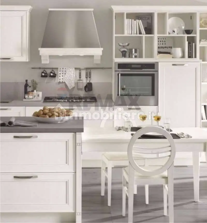 Quadrilocale via vittorio veneto 44, Centro, Collecchio - foto 2