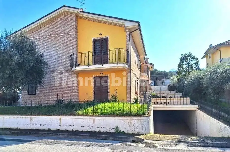 Villetta a schiera - foto 2