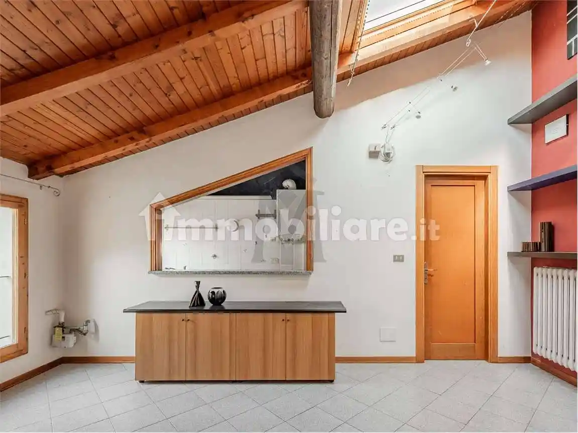 Quadrilocale corso Garibaldi, 38, Centro Storico, Reggio Emilia - foto 4