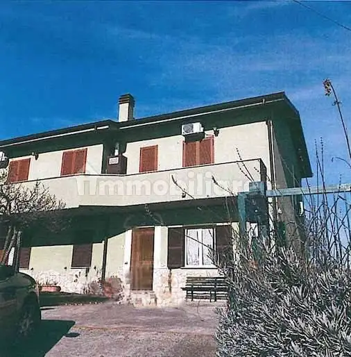 Appartamento in asta a Lariano