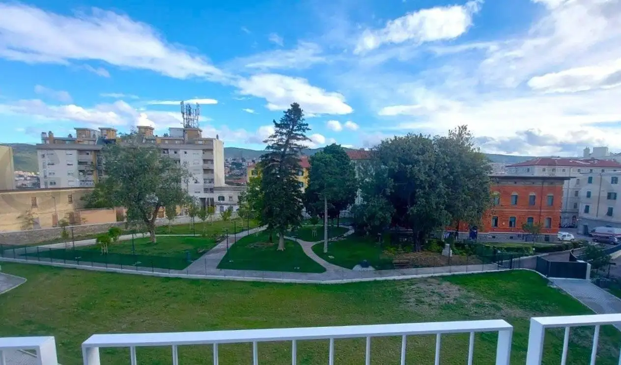 Appartamento in vendita a Trieste