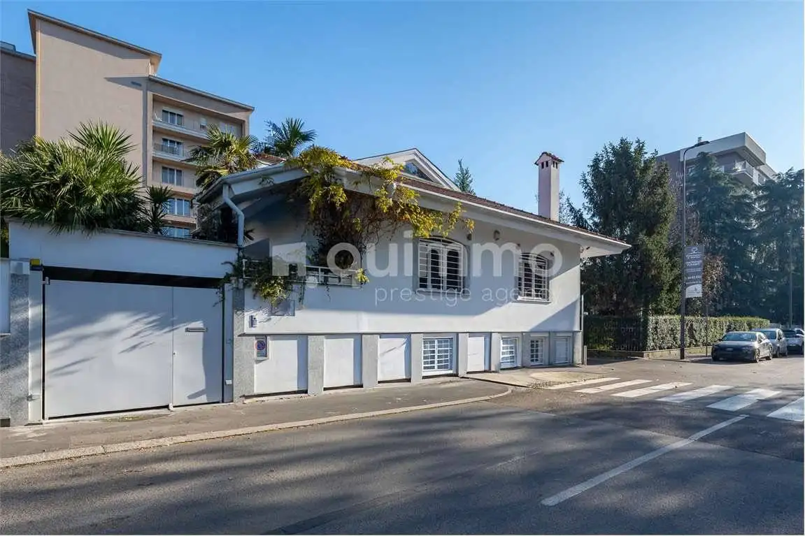Villa in vendita a Milano