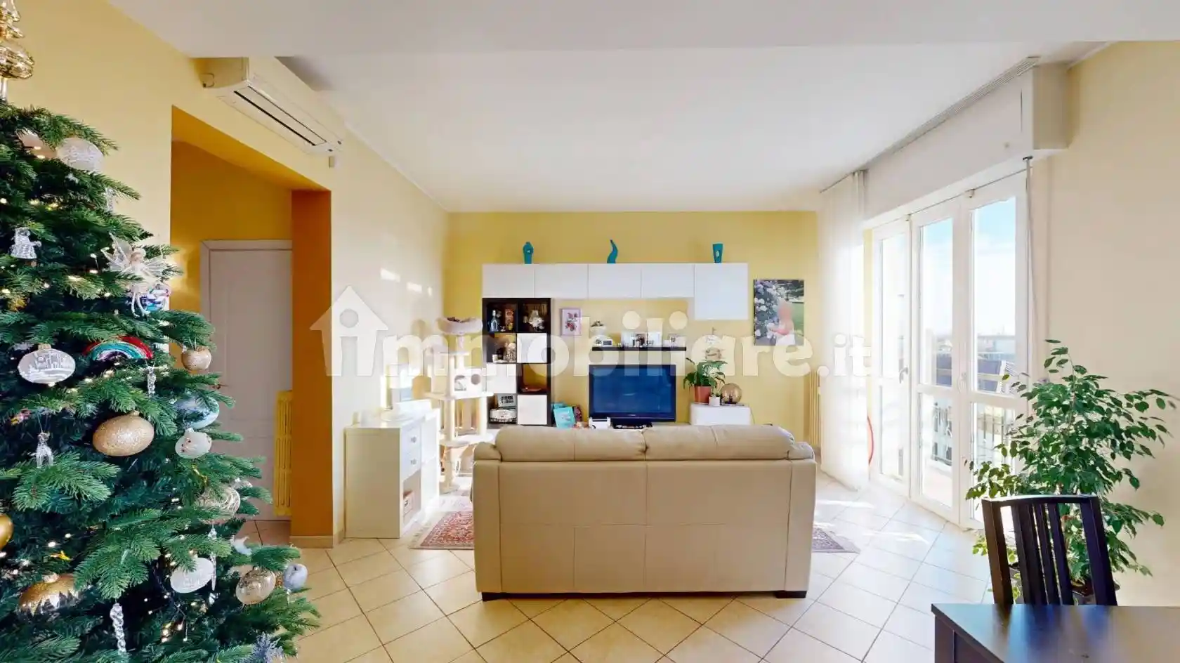 Trilocale via Cesare Battisti 81, Centro, Arcore - foto 2